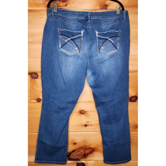 CATO Premium Jeans Women Classic Size 16 Mid Rise Denim Embroidered Pockets - Picture 14 of 16